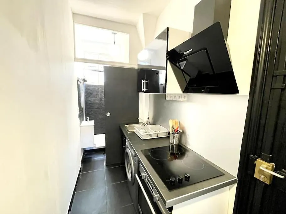 Apartment Bercy Arena 2 *